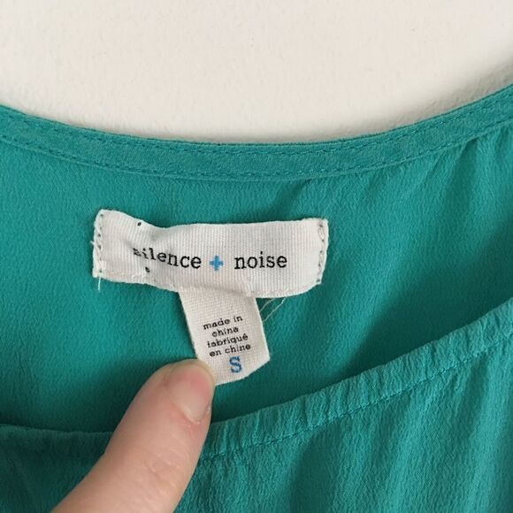 silence + noise sleeveless silk colorblock tunic dress | Size Small - Picture 3 of 6